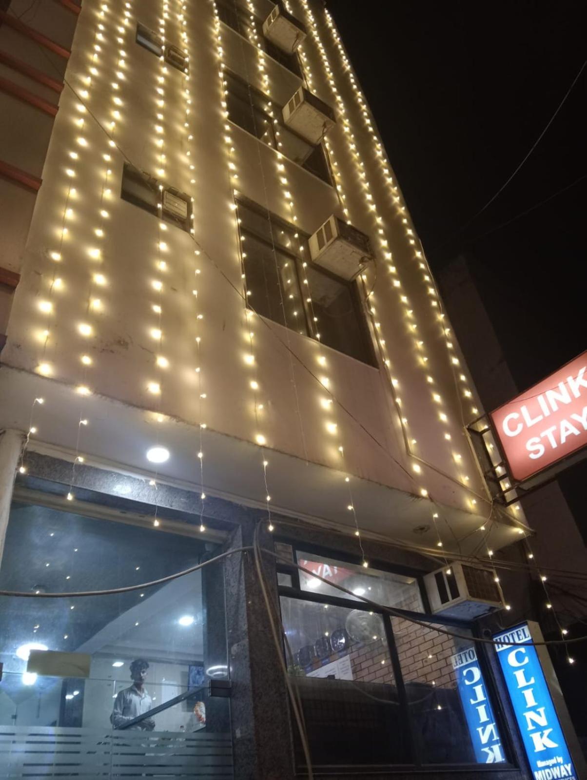 Hotel Clink New Delhi Airport 외부 사진